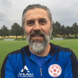Radovan Radaković