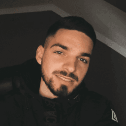 Nemanja Manić